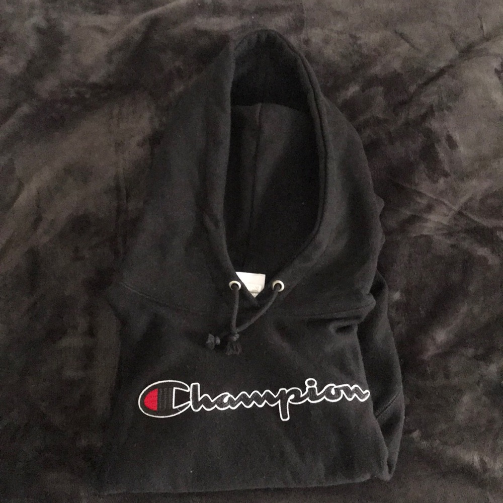 small black champion hoodie